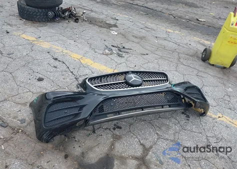 2018 Mercedes-Benz E 300 4Matic из США, поврежденный, VIN WDDZF4KB6JA443377